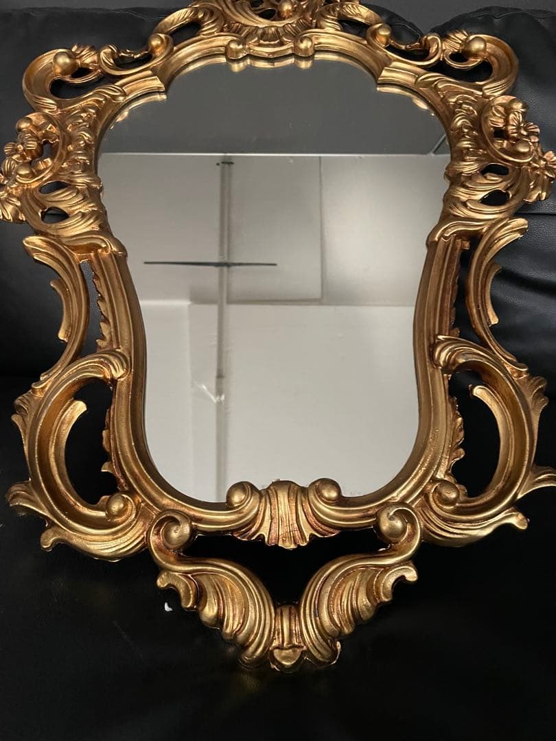 ロココ調ミラー　イタリア製 壁かけ鏡　ビンテージ