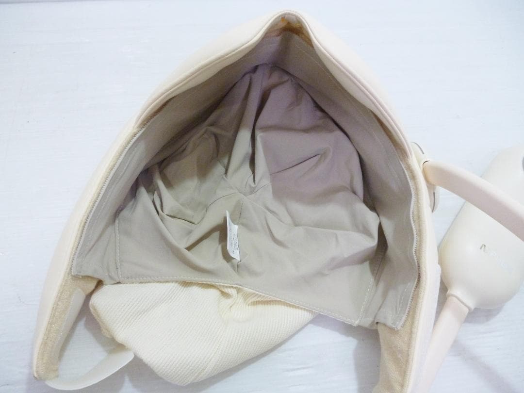 ニップラックス 加圧＆温熱ヘッドケア チルメット NP-CM24IV 25年製