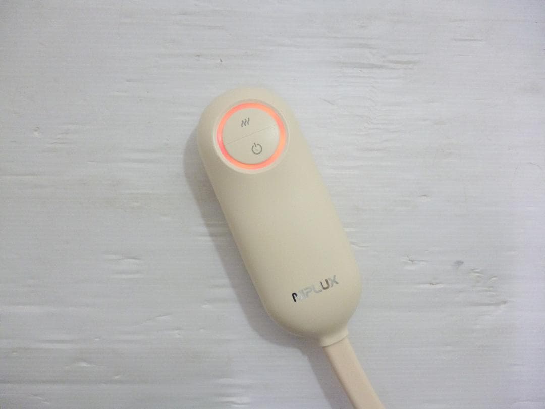 ニップラックス 加圧＆温熱ヘッドケア チルメット NP-CM24IV 25年製