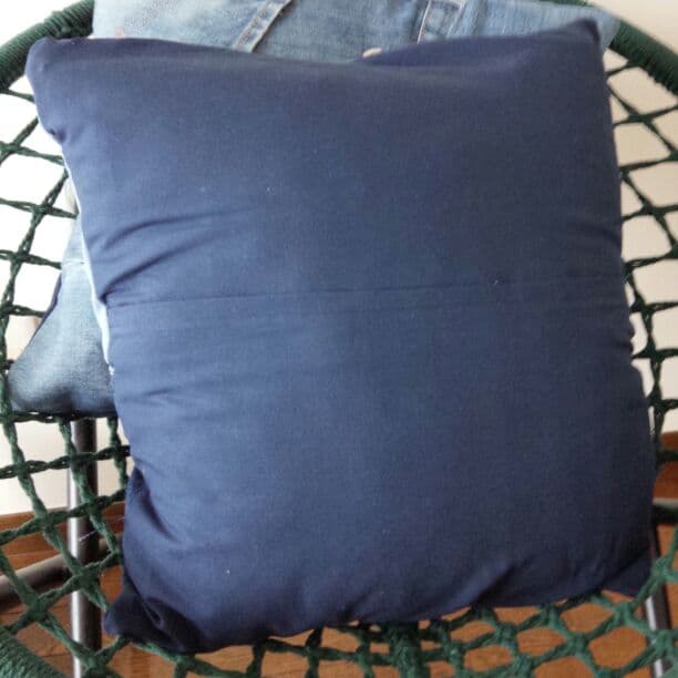 sold!ハンドメイド☆Levi'sデニムリメイククッションカバー