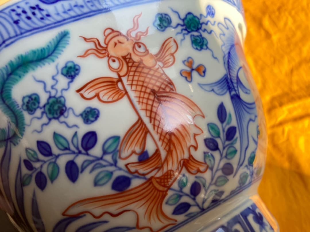 辻常陸　十四代　染錦 魚藻水禽文 菓子鉢 一点