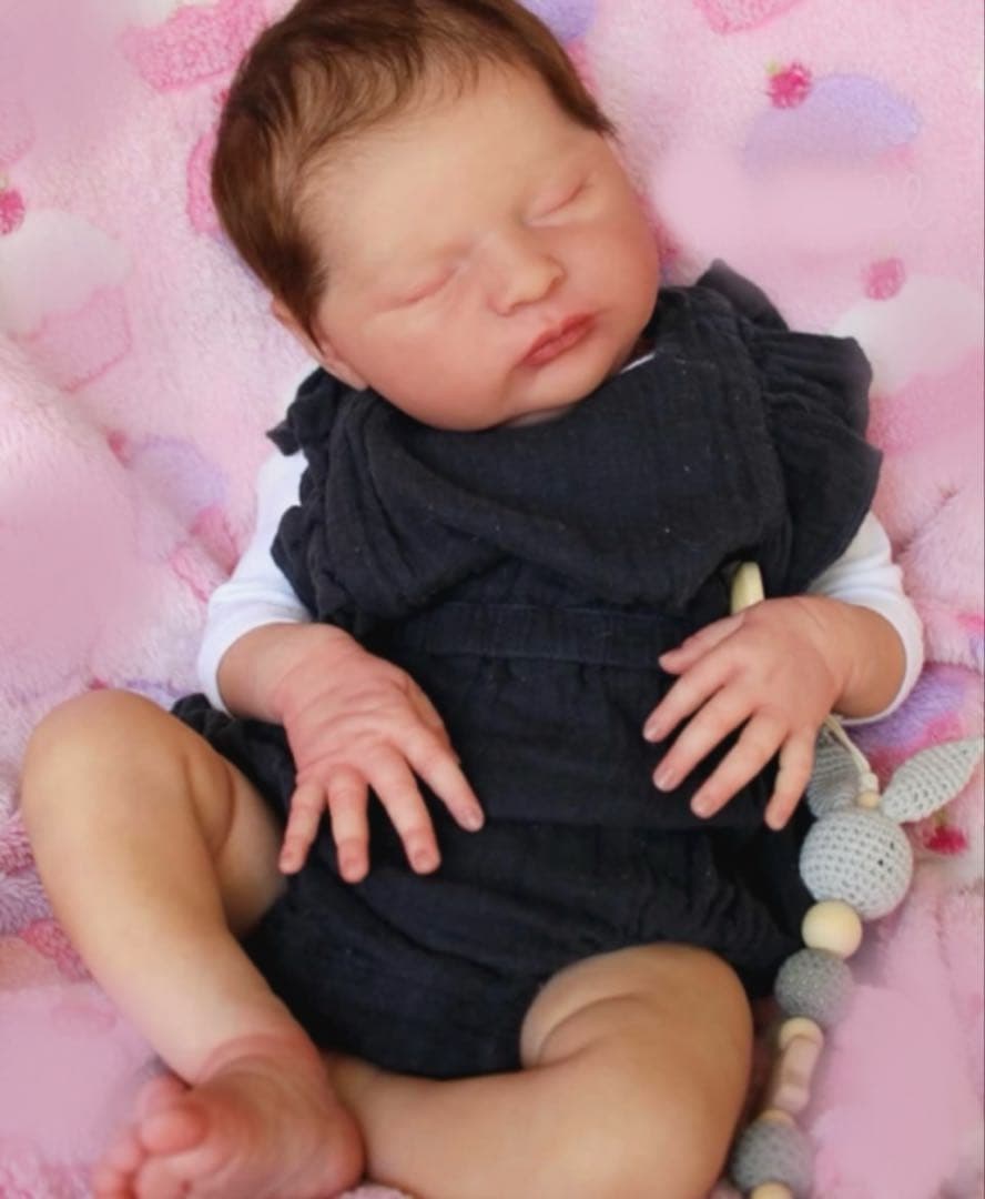 お値下げ❣️リボーンドール　ローラ