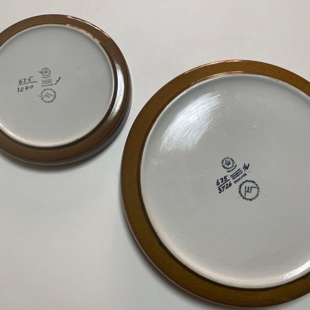 ロイヤルコペンハーゲン　バッカシリーズ エレン マルマー 丸皿 2枚セット