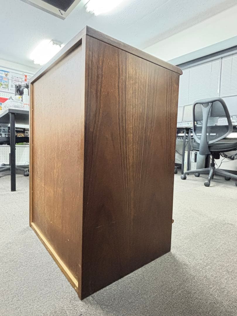 カリモク ブラウン木製チェスト 4段引き出し コロニアル