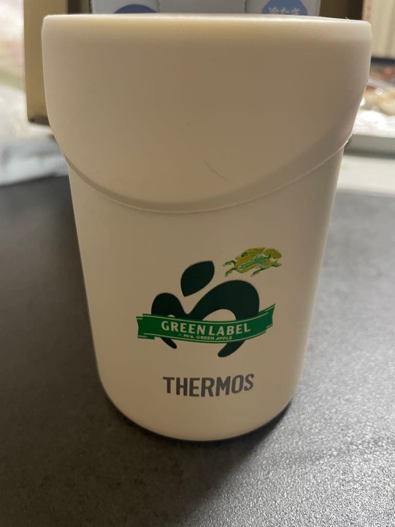 Mrs.GREEN APPLE サーモス保冷缶ホルダー - メルカリ