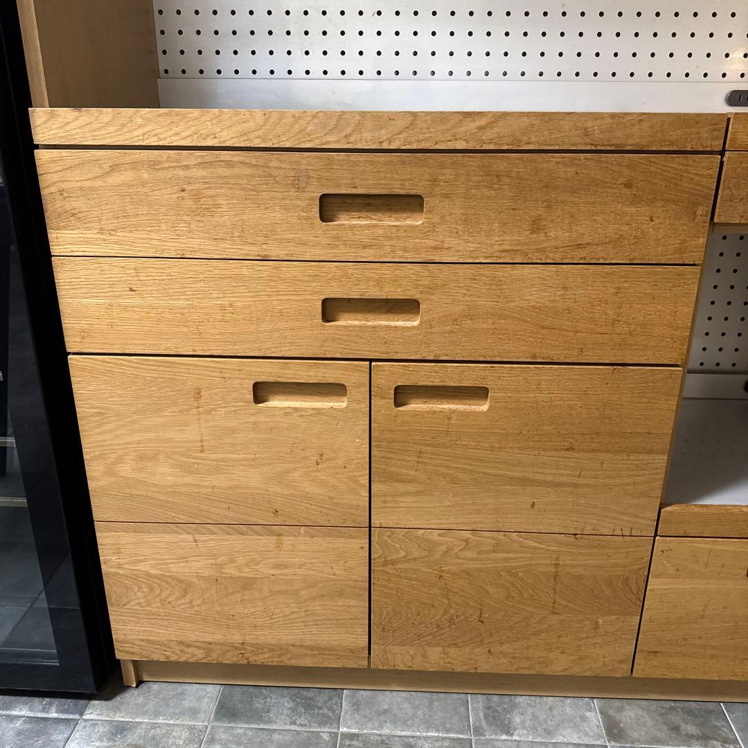 unico HUTTE カップボード