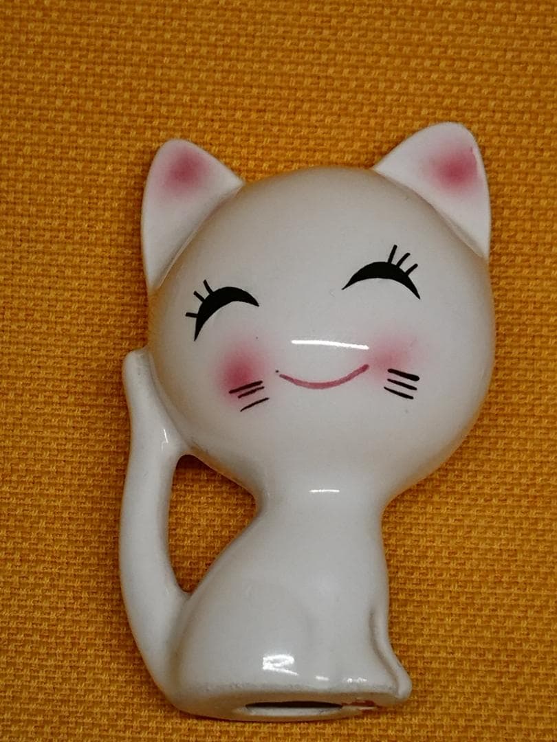ビンテージ　ネコ　猫　白猫　陶器　置物　インテリア　工芸品　美術品　A1066