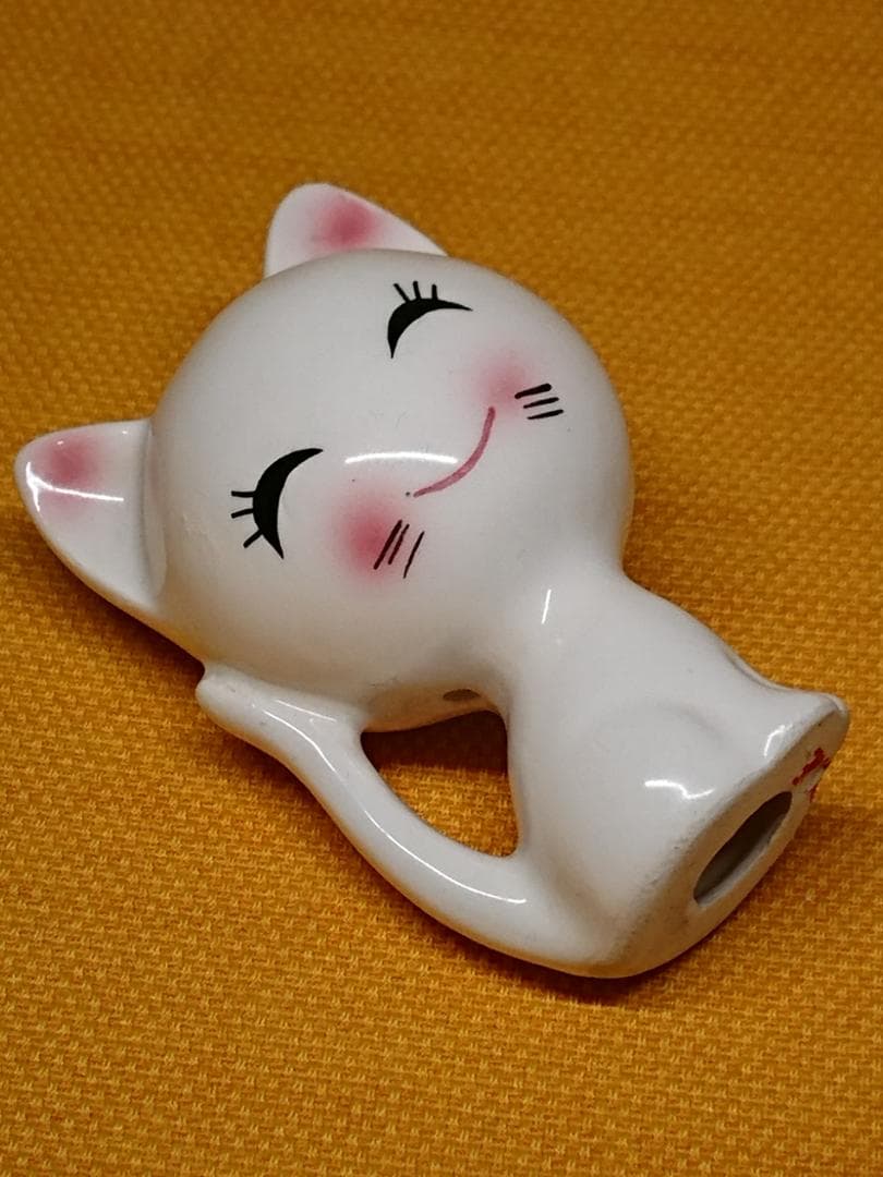 ビンテージ　ネコ　猫　白猫　陶器　置物　インテリア　工芸品　美術品　A1066
