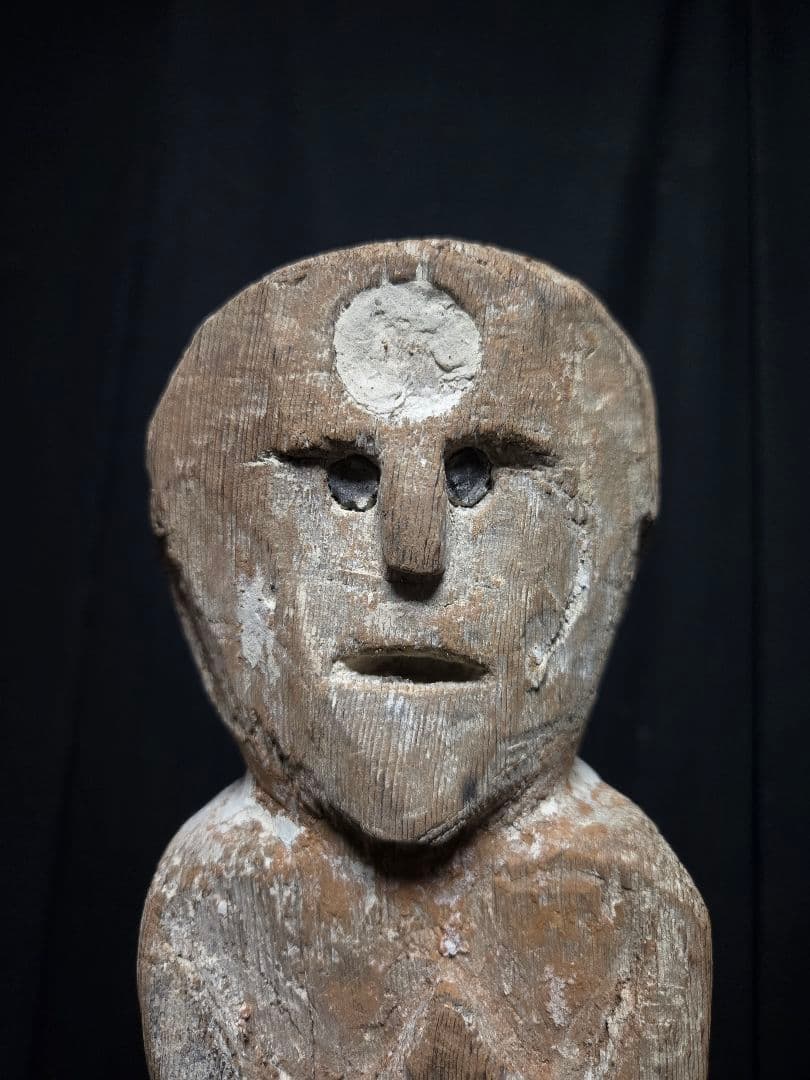 大特価！ネパール？祈りの像？彫像木彫り像プリミティブアート　プタリ？