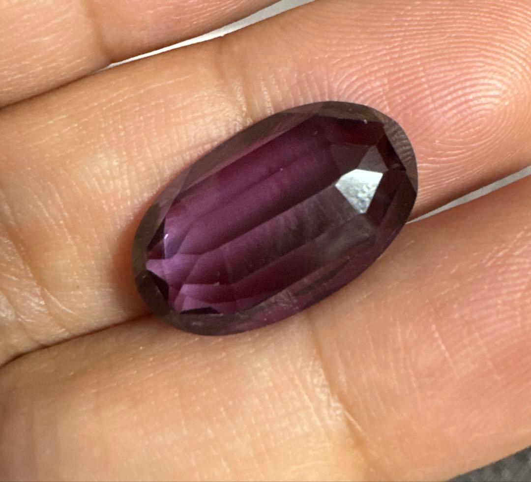 特大カラーチェンジサファイア 14.030ct