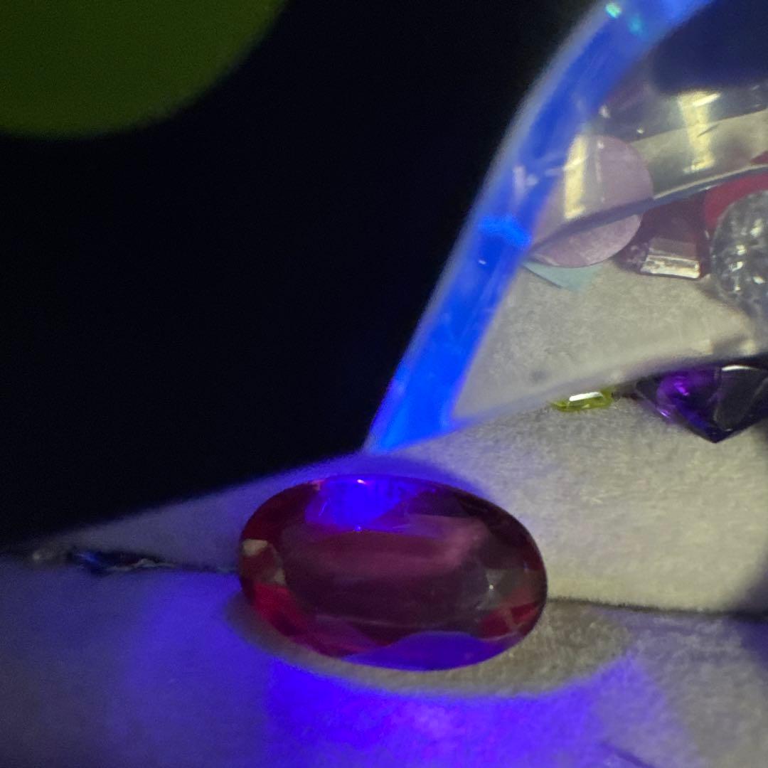 特大カラーチェンジサファイア 14.030ct