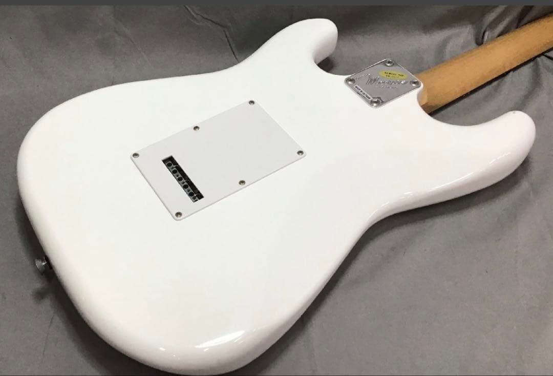 Mavis メイビス　エレキギター　ストラトキャスター　Stratocaster