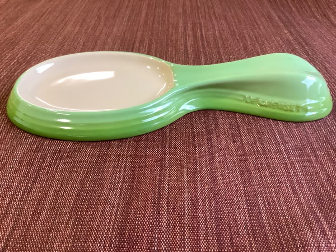Le Creuset Stoneware 10インチ スプーン置き