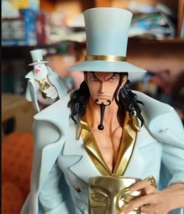 ワンピース　ロブ・ルッチ　ガレージキット　フィギュア　白