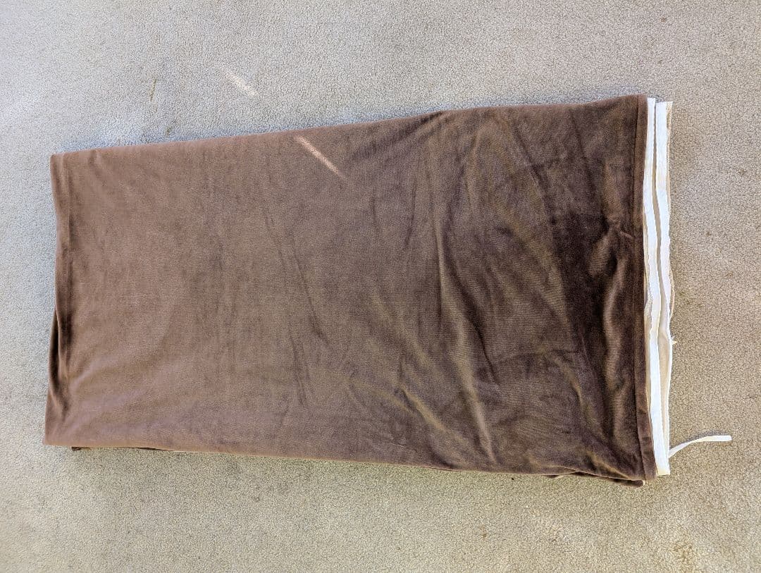 羽毛布団ダブルサイズ・冬用掛けカバー付き