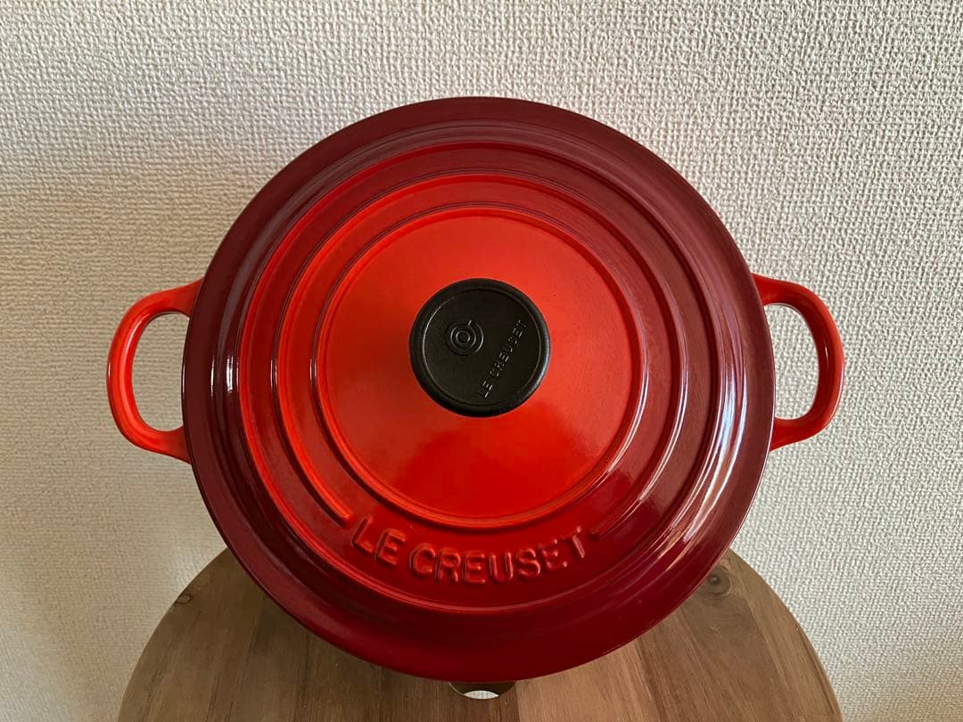 Le Creuset ル・クルーゼ ココット・ロンド 20cmチェリーレッド