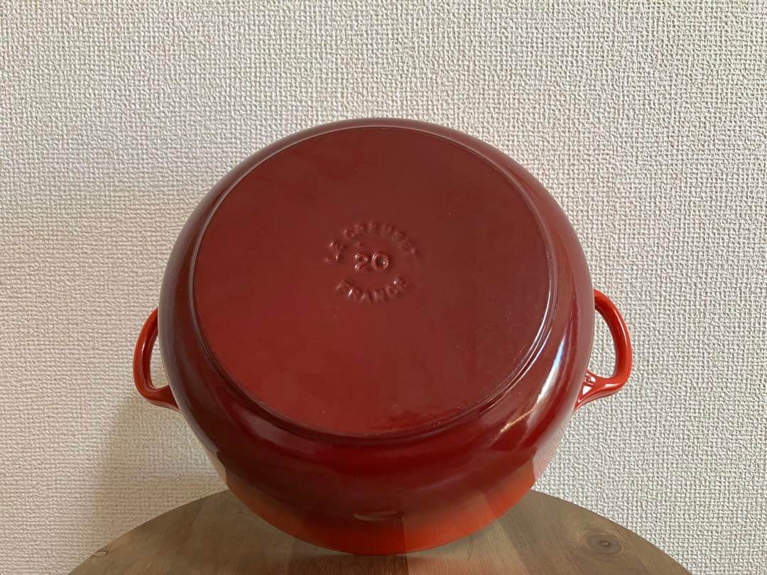 Le Creuset ル・クルーゼ ココット・ロンド 20cmチェリーレッド