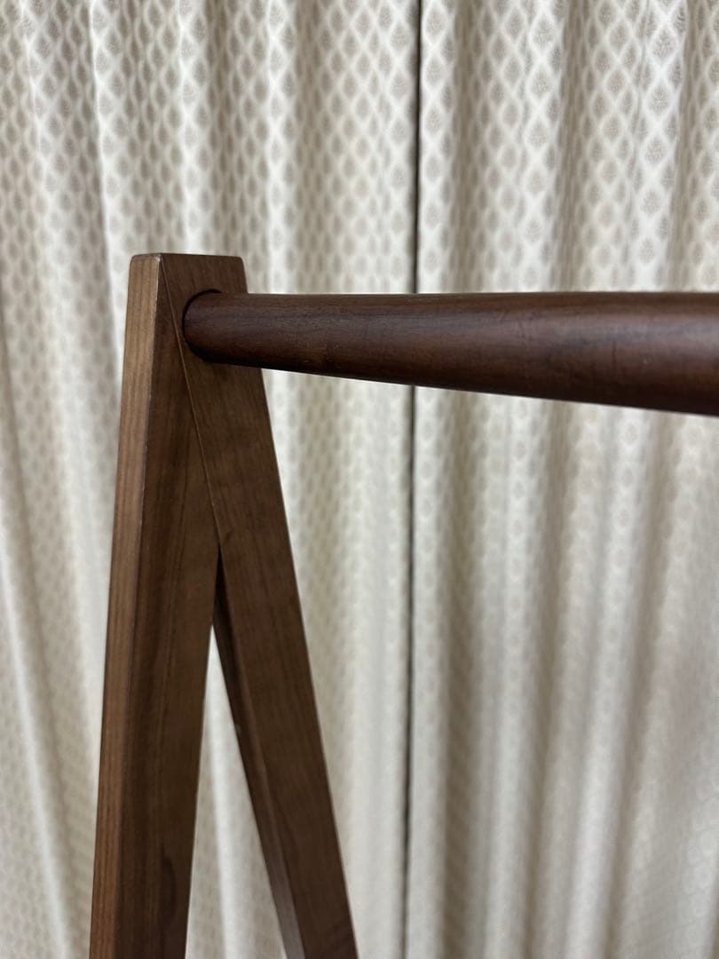 【送料込】無印良品　木製コートハンガー