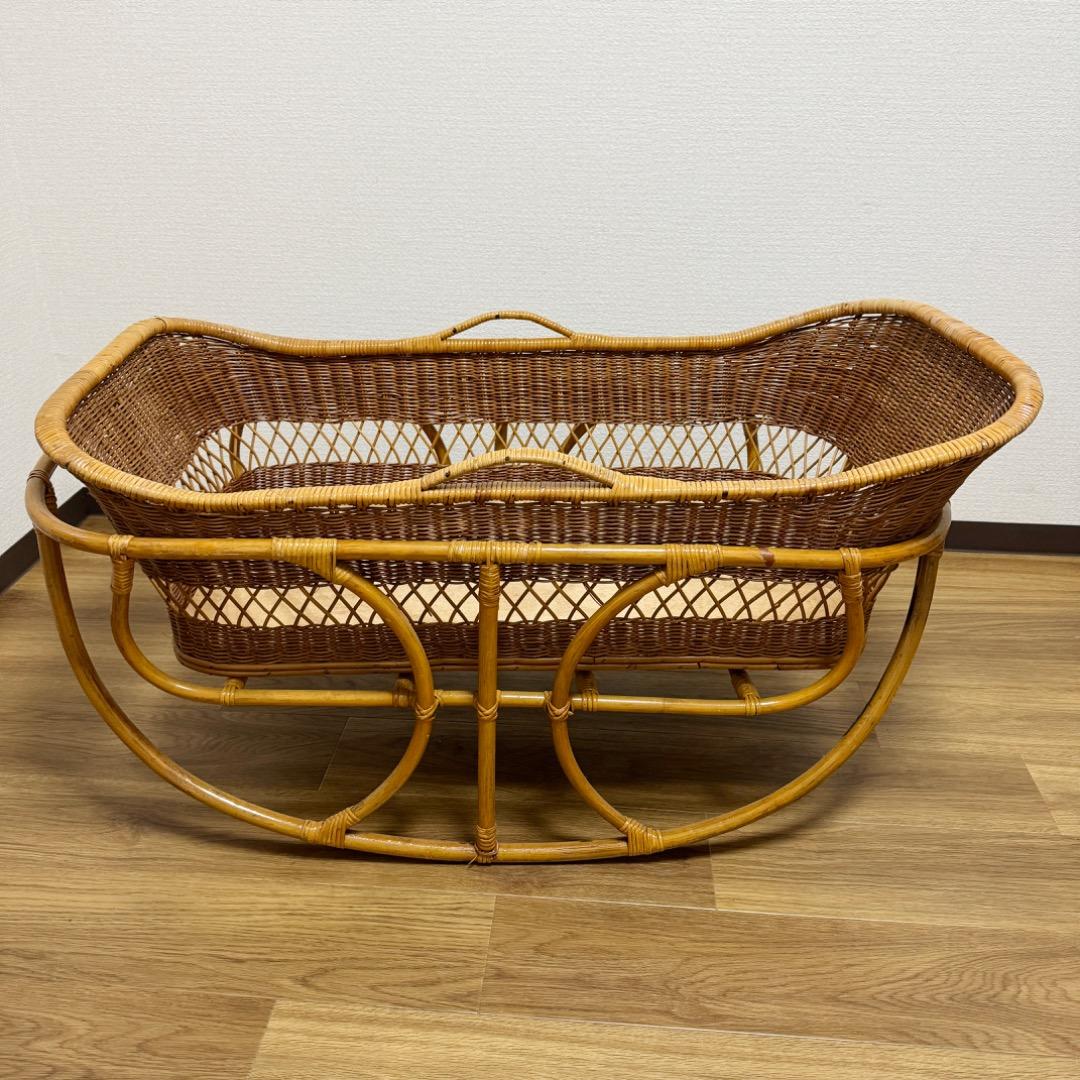 ラタン 籐 ベビーベッド レトロ 昭和 ゆりかご - メルカリ
