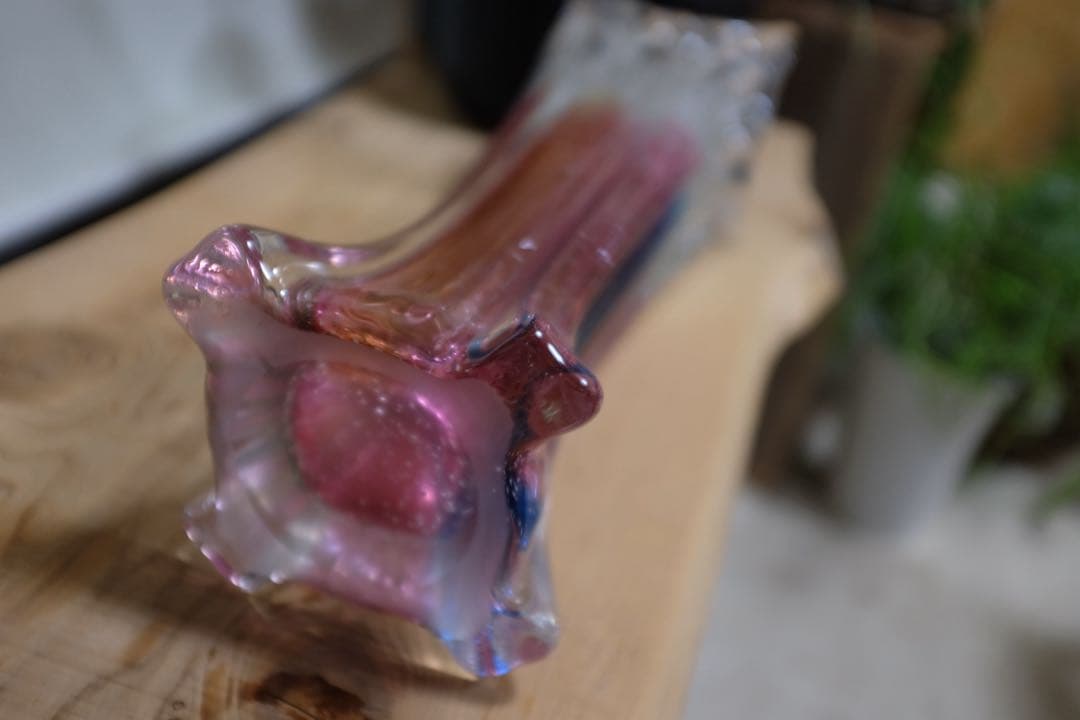 マルティグラス　フラワーシェイプ ガラス花瓶