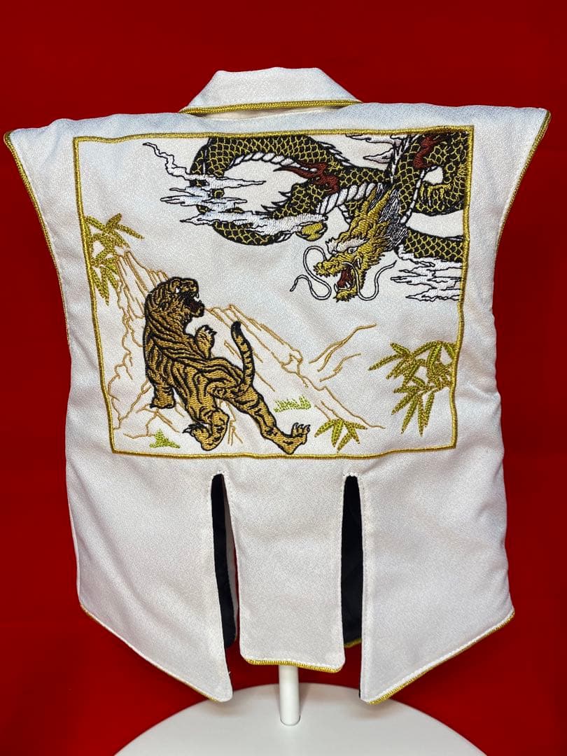 徳川家康　五月人形　兜飾り　白陣羽織付き兜平飾り　龍虎柄