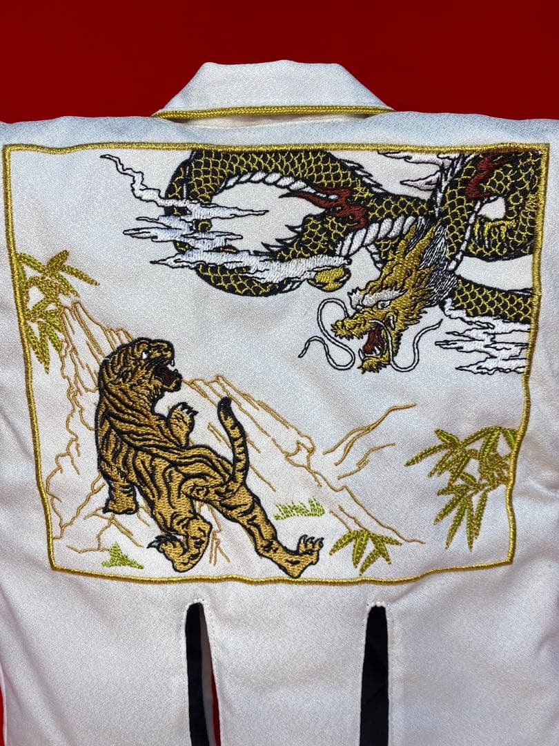 徳川家康　五月人形　兜飾り　白陣羽織付き兜平飾り　龍虎柄