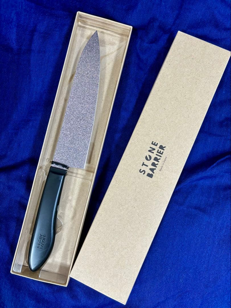 【新品未使用】ストーンバリア包丁　シャープナー付き