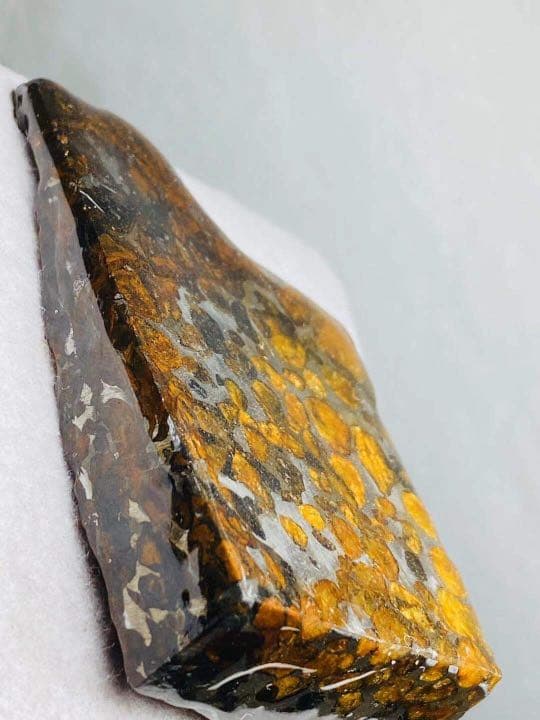 パラサイト隕石 隕石 パラサイト 129g 74.4×47.2×19mm