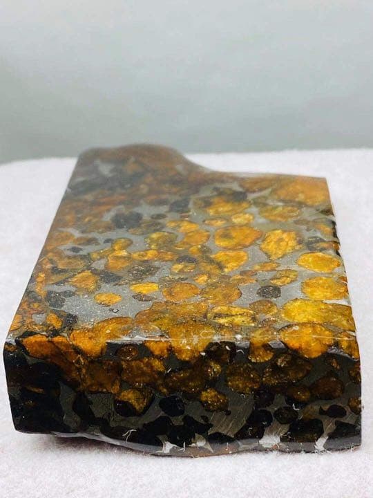 パラサイト隕石 隕石 パラサイト 129g 74.4×47.2×19mm