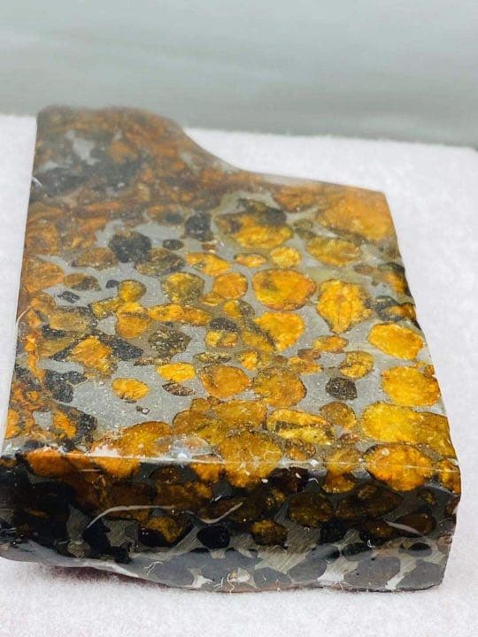 パラサイト隕石 隕石 パラサイト 129g 74.4×47.2×19mm