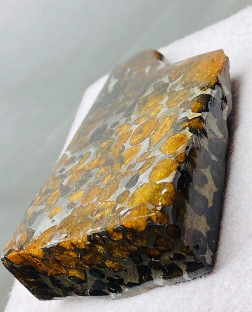 パラサイト隕石 隕石 パラサイト 129g 74.4×47.2×19mm