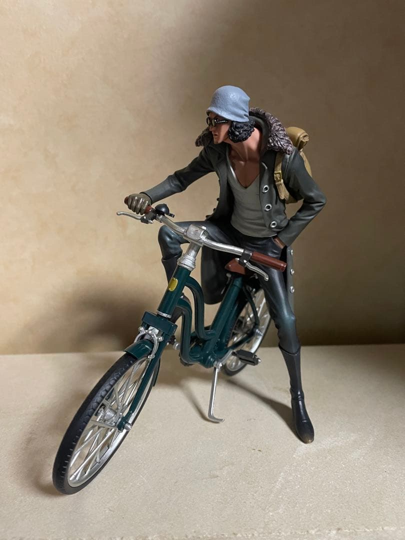 ワンピース クザン 青キジ 自転車 - メルカリ