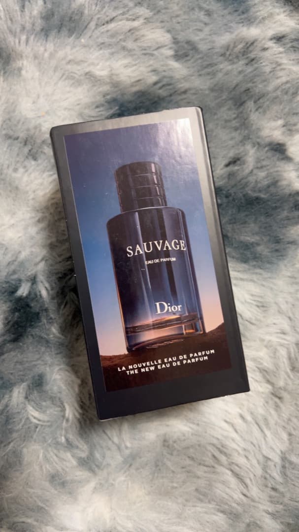 Dior SAUVAGE Eau de Parfum 100mL 新品