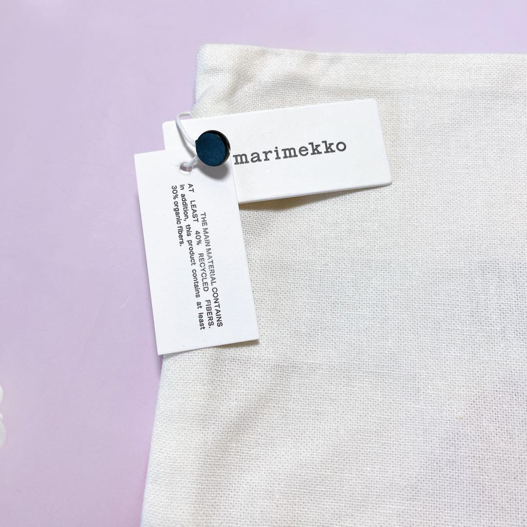 ♡マリメッコ　マンシッカ　クッションカバー　いちご　苺　フレンドセール　限定