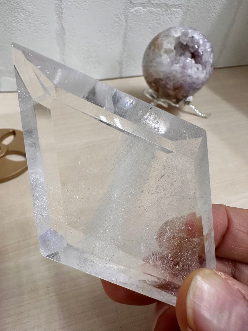 高品質　透明　虹入　クリアクォーツ　ダイアモンド　スタンド付