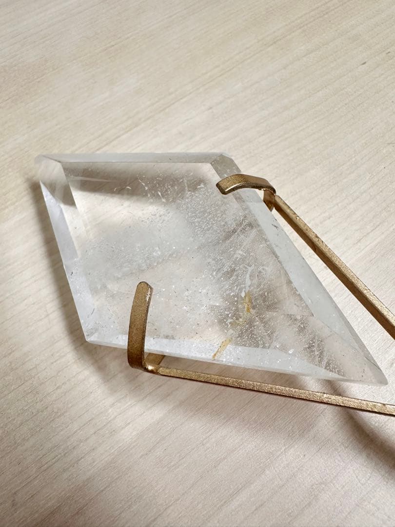 高品質　透明　虹入　クリアクォーツ　ダイアモンド　スタンド付