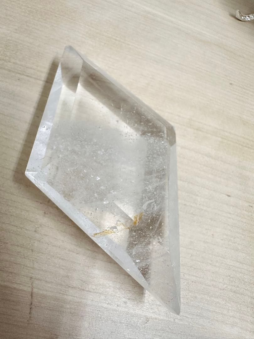 高品質　透明　虹入　クリアクォーツ　ダイアモンド　スタンド付