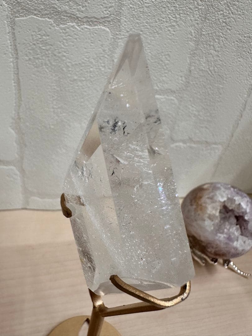 高品質　透明　虹入　クリアクォーツ　ダイアモンド　スタンド付