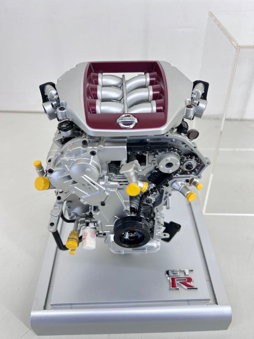 週刊日産GT-R エンジン模型完成品 1/5 R35 VR38DETT ジャンク