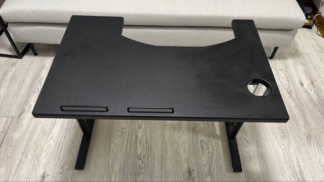 Bauhutte(バウヒュッテ) デスク