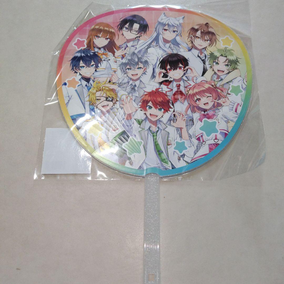 カラフルピーチ からぴちパラダイス2025 ビッグうちわ 新品☆ - メルカリ