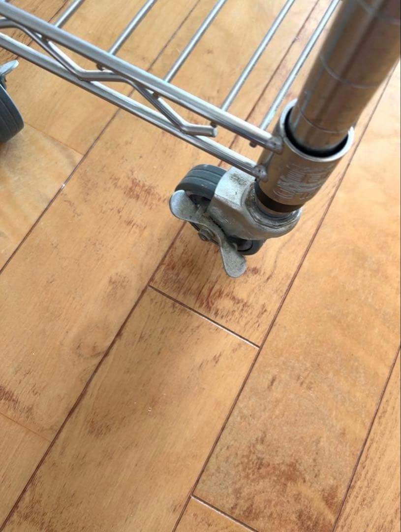 スチールラック 幅約119㎝縦幅29㎝高さ約69cm(タイヤの高さ含まず)