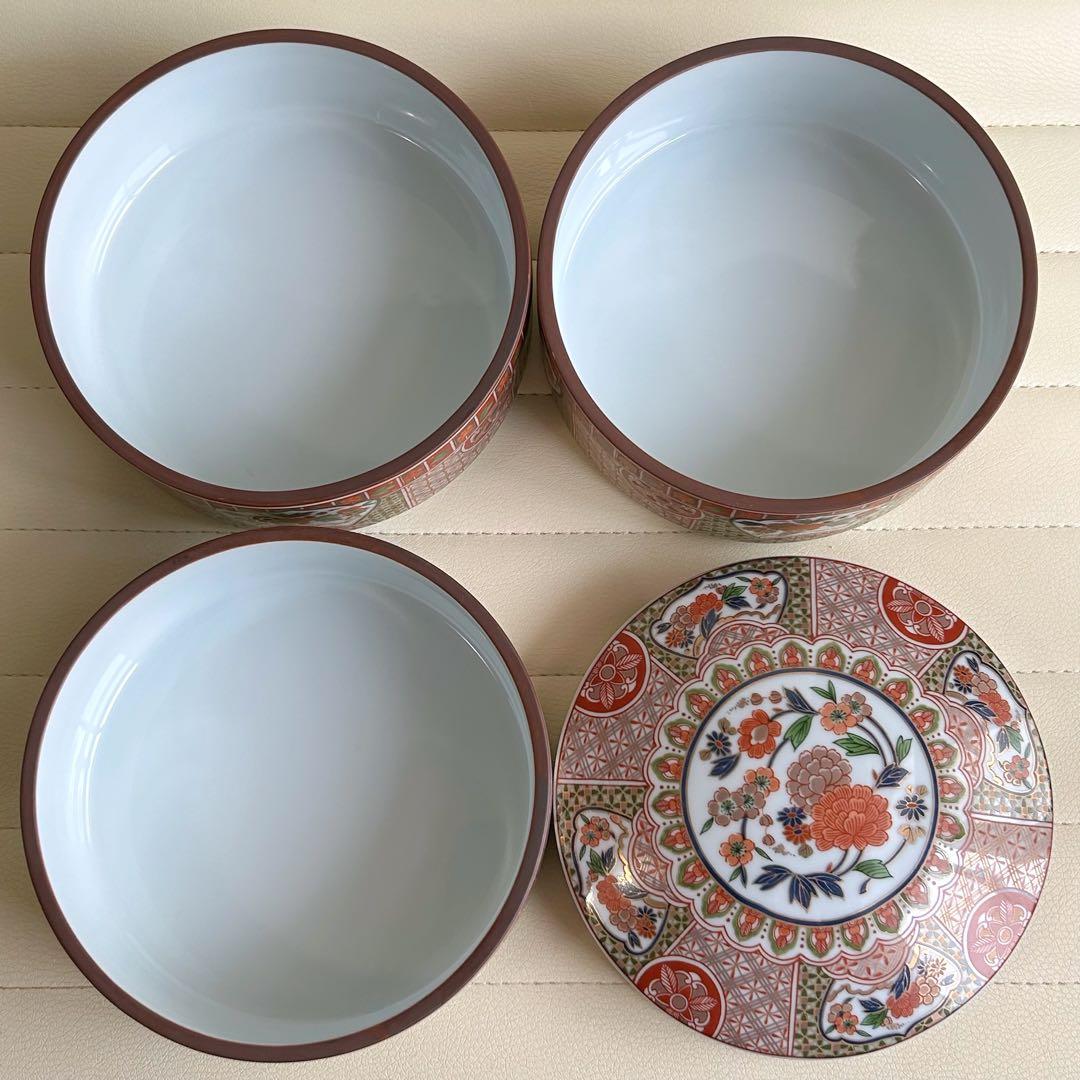 ☆希少　龍峰窯　富貴　金襴手　三段重　金彩　蓋付き重ね鉢　重箱　お正月　おせち