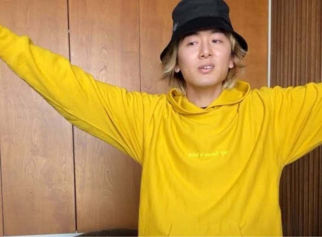 S*g様 【美品】藤井風 パーカー フーディ 花 fujii kaze マスター