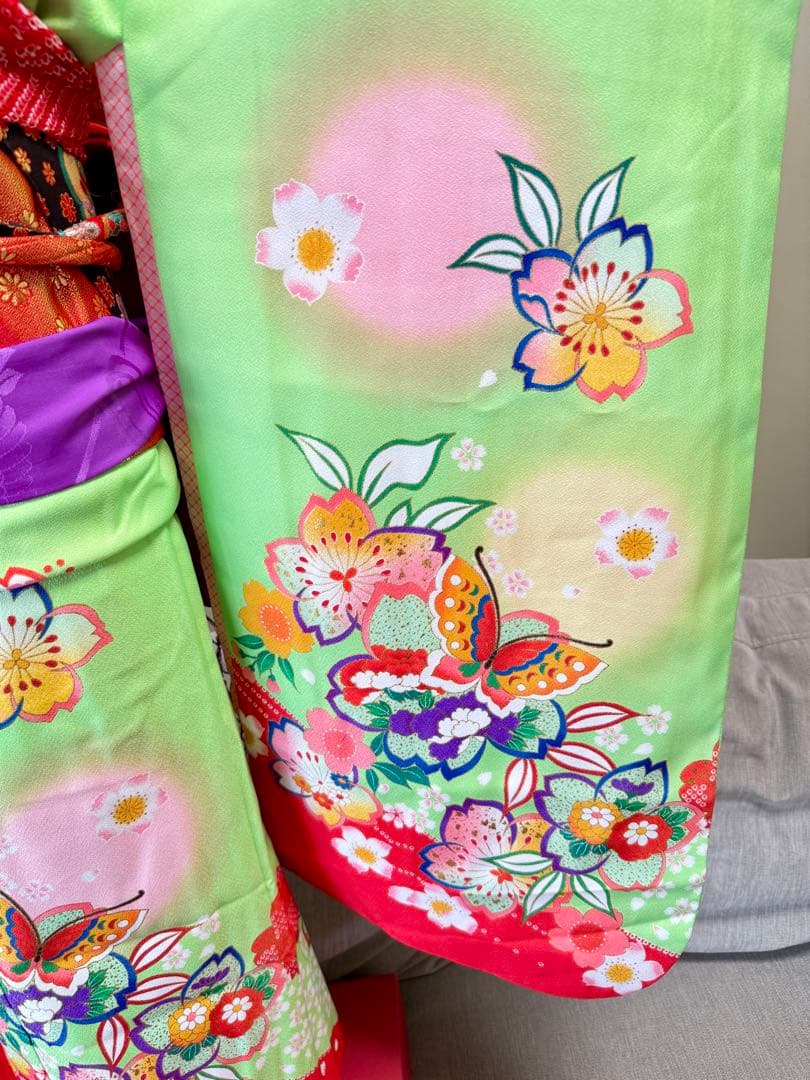 7歳七五三セット　着物草履バッグ付き　黄緑系①