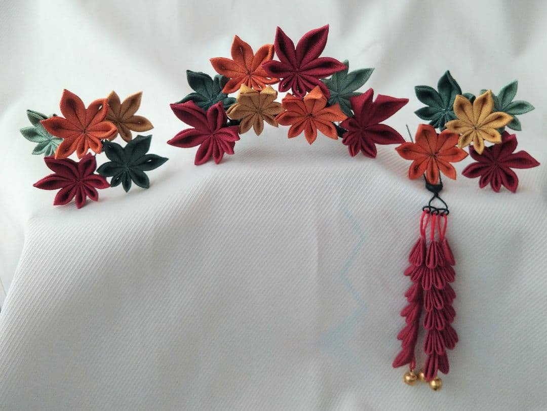 七五三 つまみ細工 紅葉 勝山使いにも 髪飾り（G）