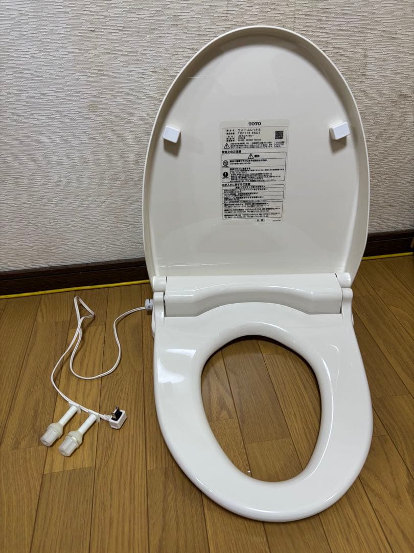 TOTO暖房便座ウォームレットS 24年製TCF116#SC1【中古品】