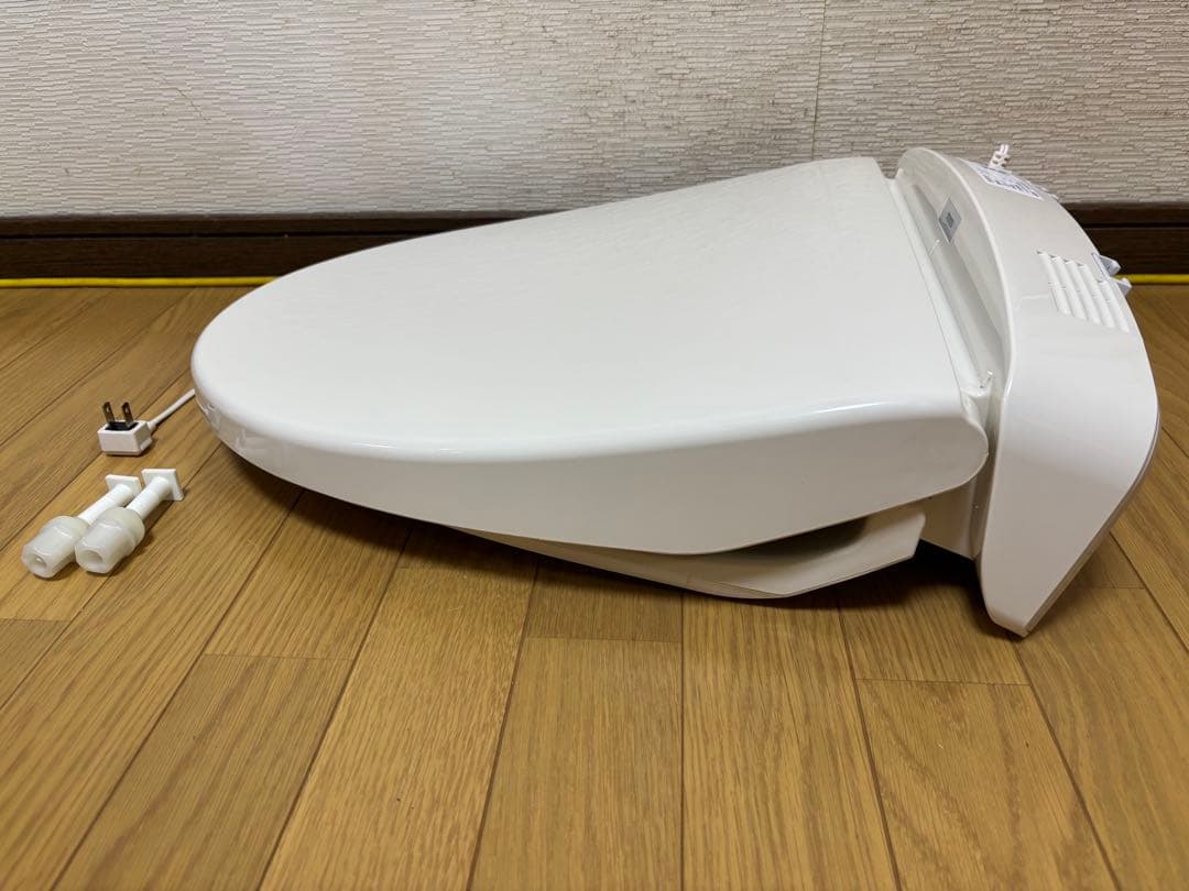 TOTO暖房便座ウォームレットS 24年製TCF116#SC1【中古品】