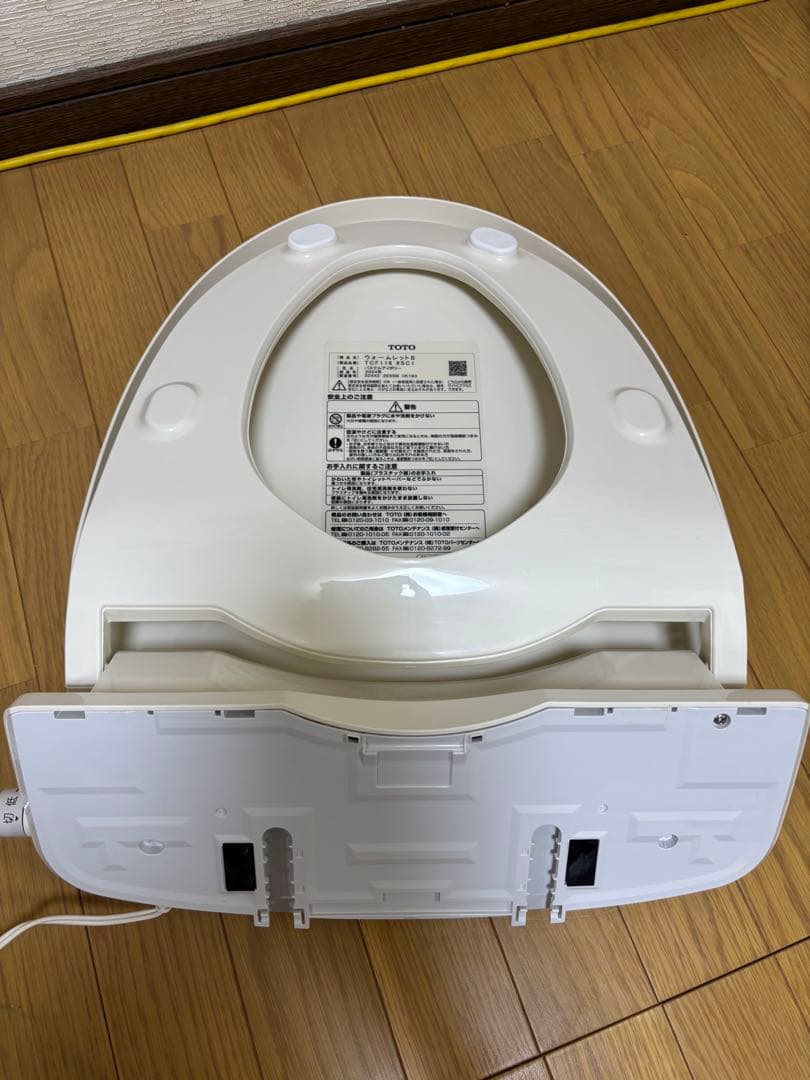 TOTO暖房便座ウォームレットS 24年製TCF116#SC1【中古品】