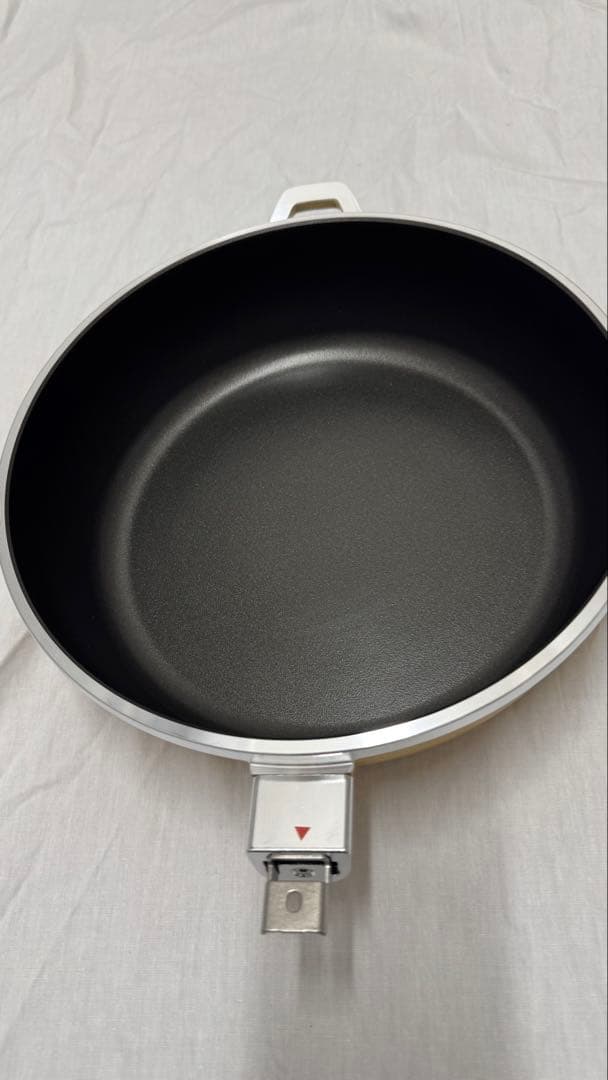 アサヒ軽金属 オールパン 26cm（ガラス蓋付き）